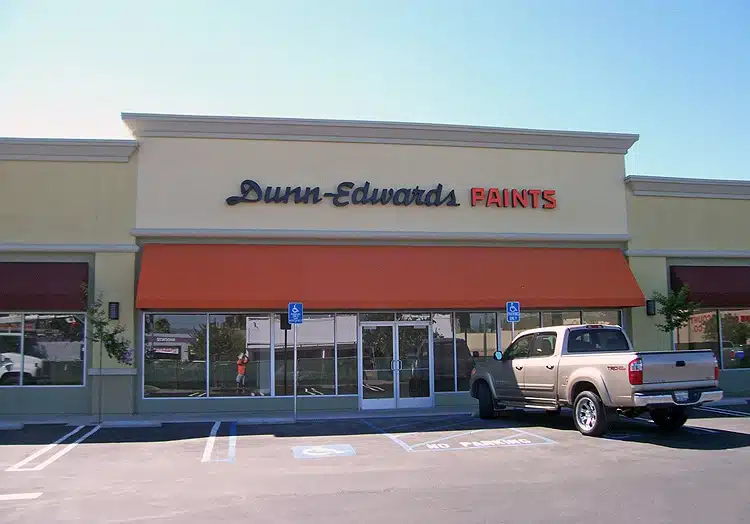 Dunn-Edwards Paint Store in Escondido CA 92025