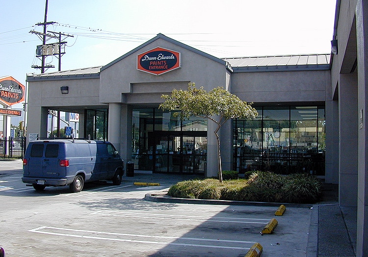 Dunn-Edwards Paint Store in Los Angeles CA 90007