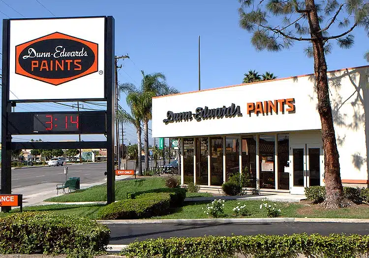 Dunn-Edwards paint store near Orange CA 92865