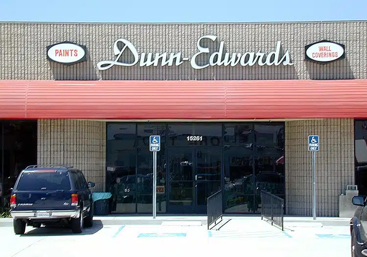 Dunn-Edwards paint store near Westminster CA 92683