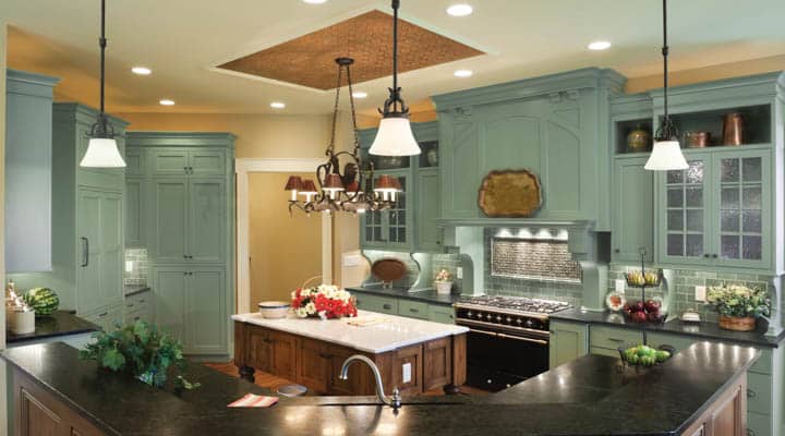 Holiday-Inspired_Greens_For_the_Kitchen-Verde-1-720X400.jpg